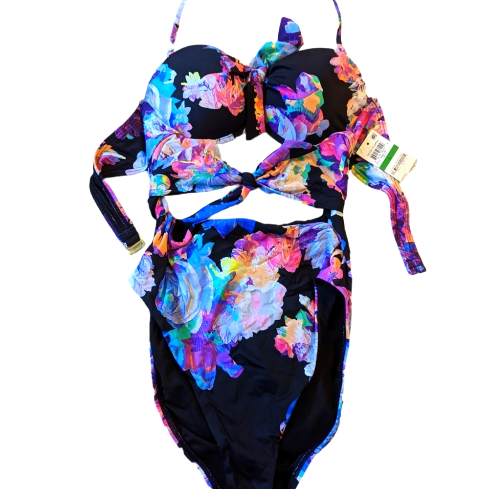 NWT bar III monokini